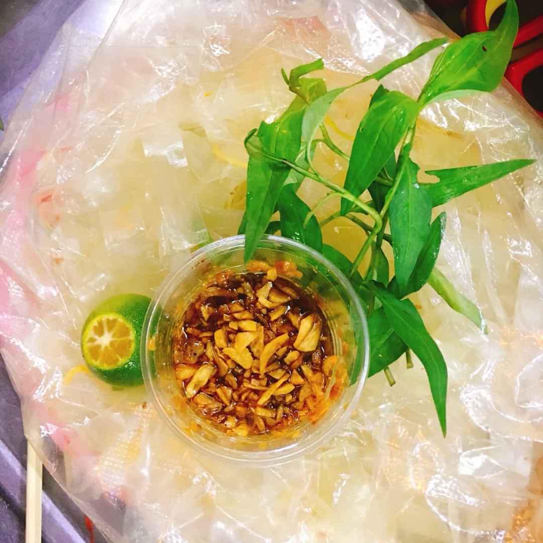 banh-trang-cham-sate