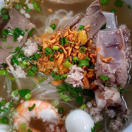 hu-tieu-nam-vang-ac-biet