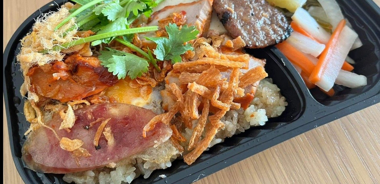 miss-cafe-xoi-banh-mi-huynh-tan-phat