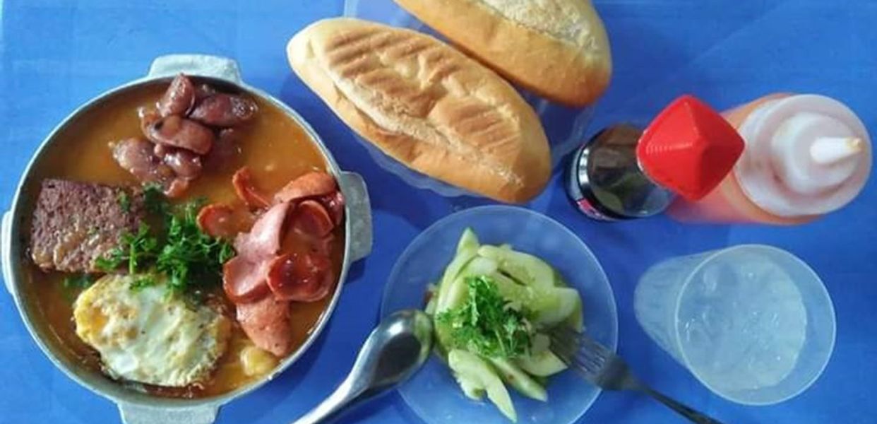 thanh-canh-banh-mi-chao-nguyen-xa