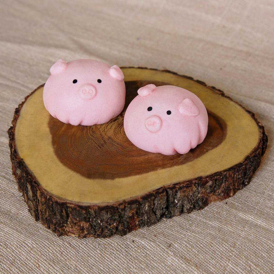 banh-bao-ngot-con-heo-an-chay-uoc