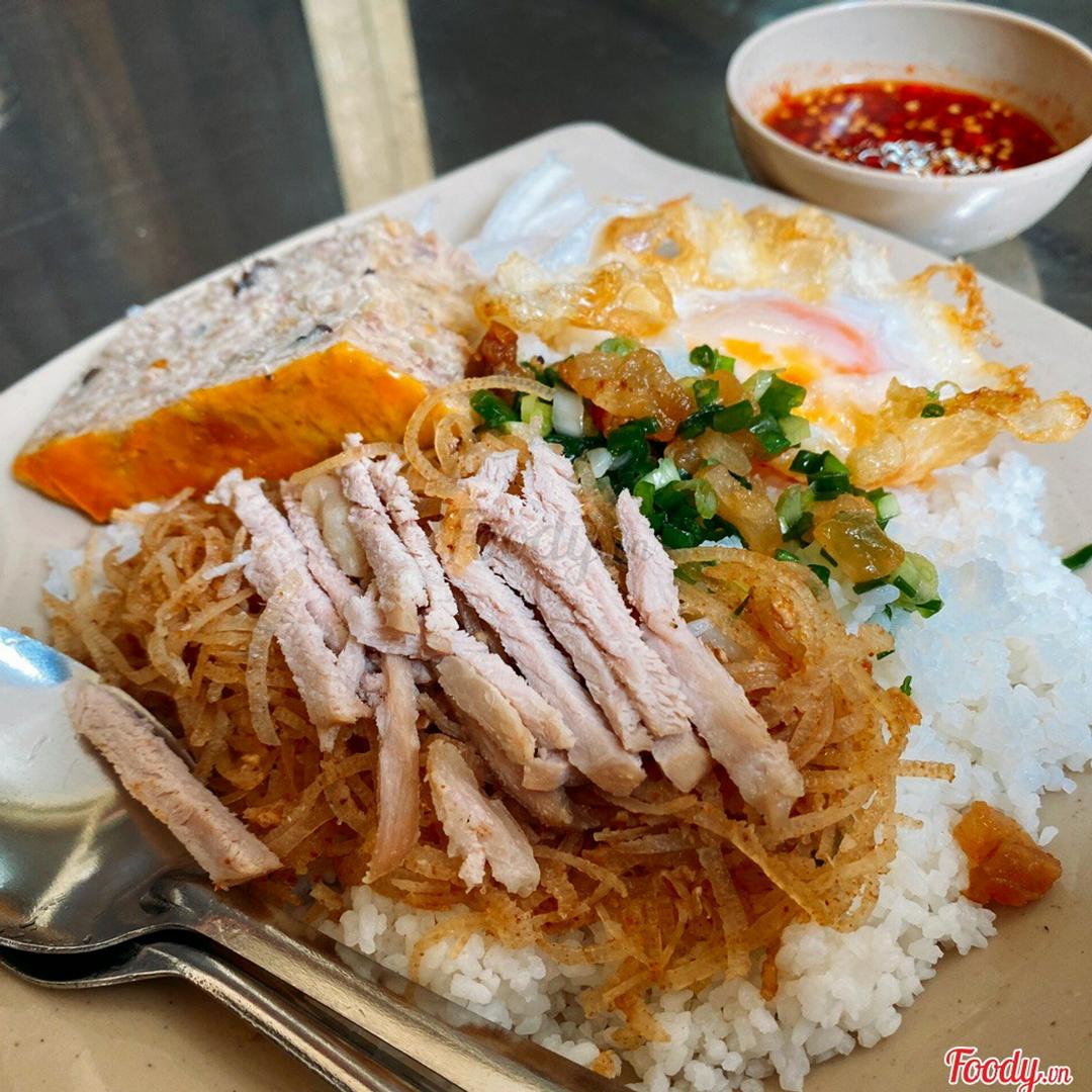 com-tam-bi-cha-op-la