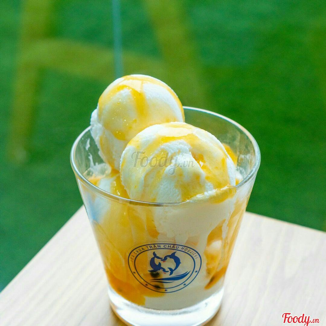 kem-sua-chua-chanh-leo