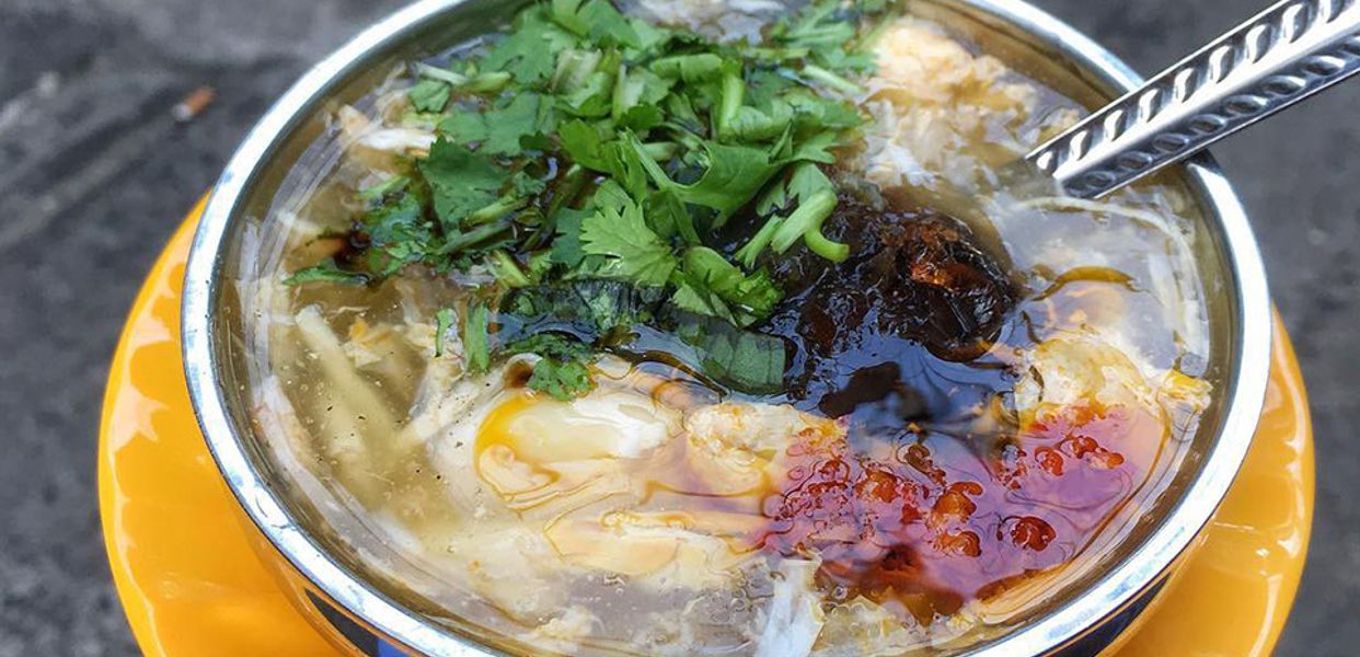 oanh-sup-cua-va-bun-xao-tran-khac-chan