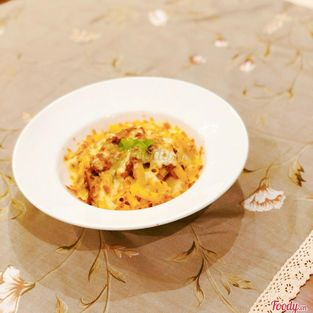 nui-ut-lo-bo-bam-pho-mai