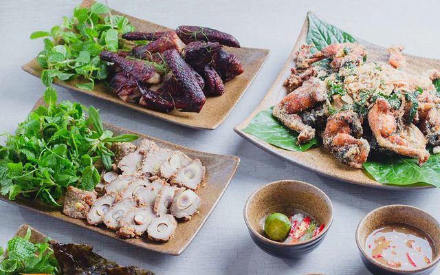 Gác-Xưa---Bít-Tết-&-Chim-Quay---Hàng-Giầy