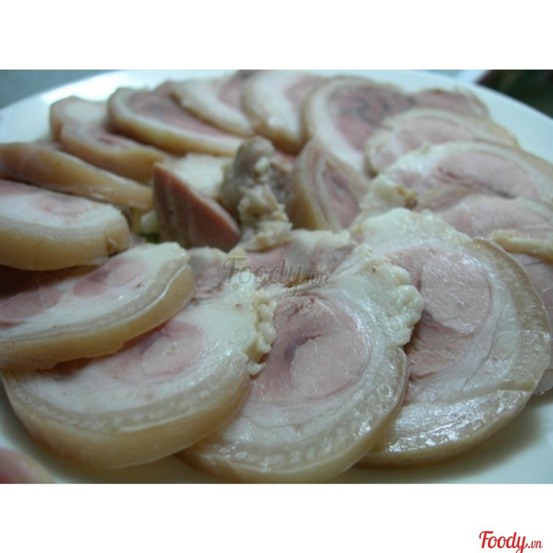 thit-luoc-them