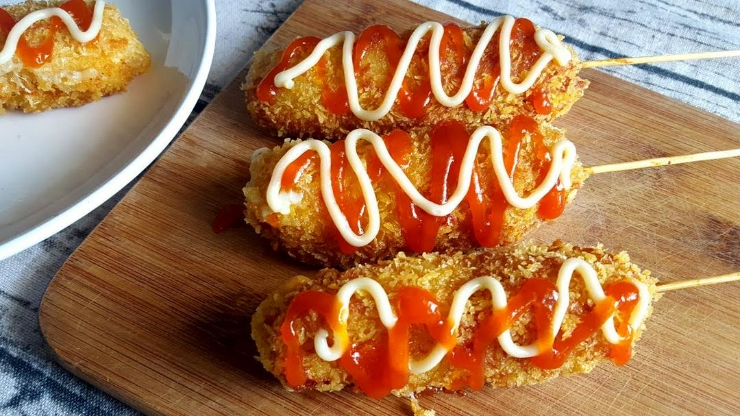 hotdog-xuc-xich-pho-mai-que-1-cay