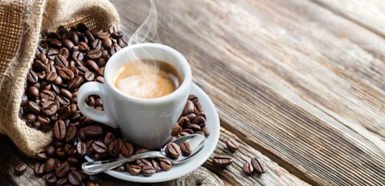 com-va-ca-phe-culi-hat-phuc-nguyen-chung-cu-ngo-quyen