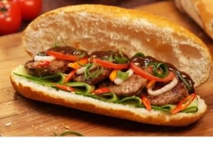 banh-my-hoi-an-xa-xiu