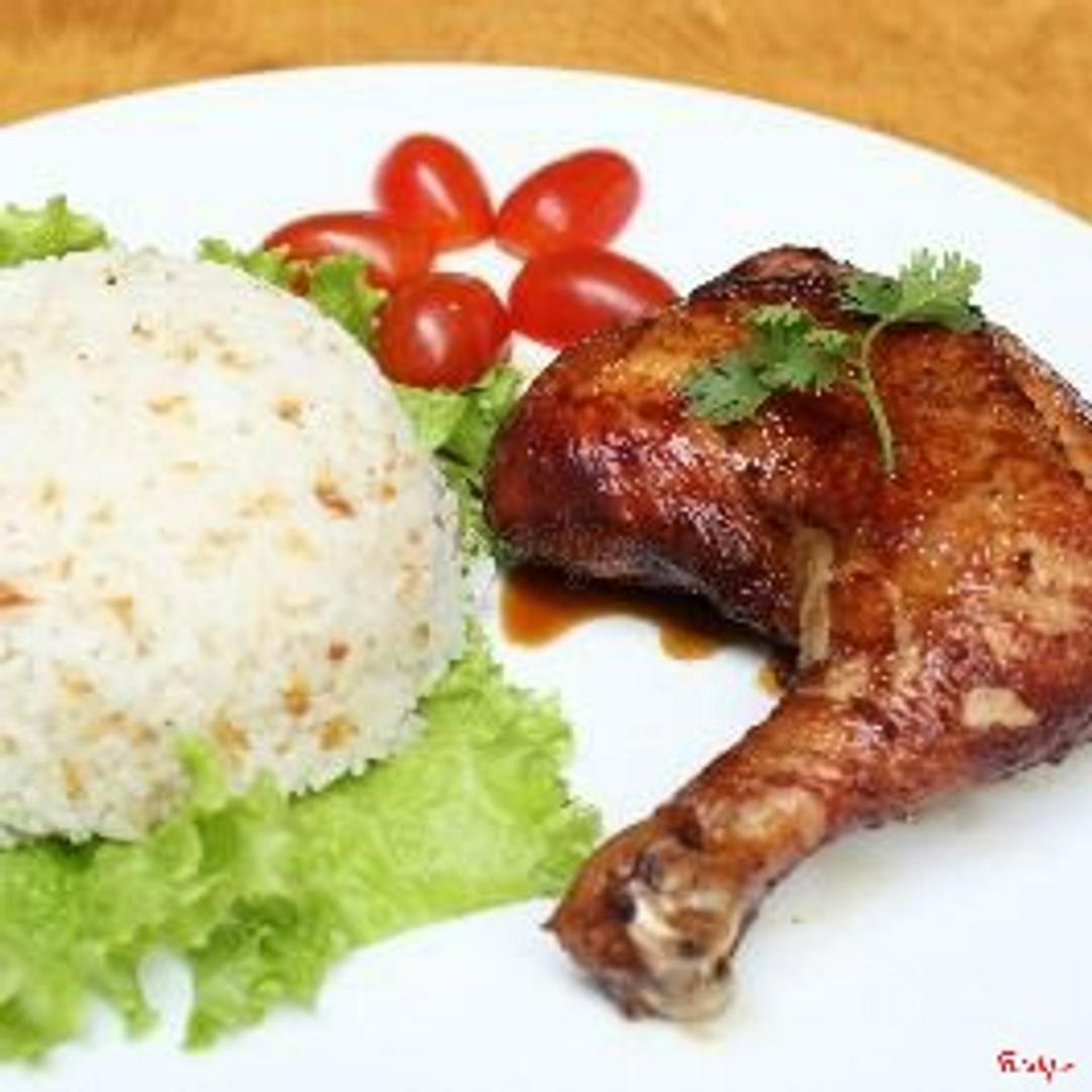 com-trang-ga-sot-dua