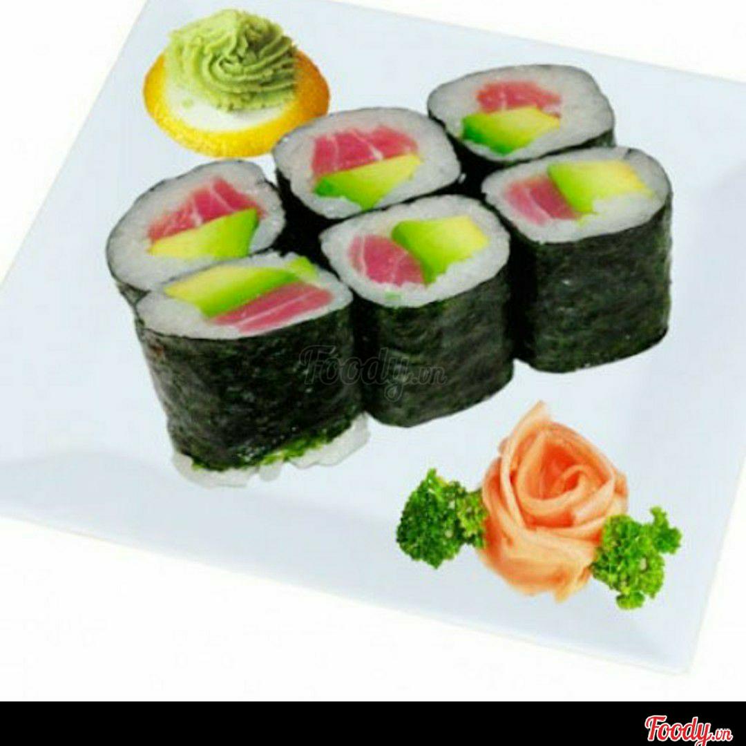 sushi-ca-ngu-bo-avocado-tuna-sushi