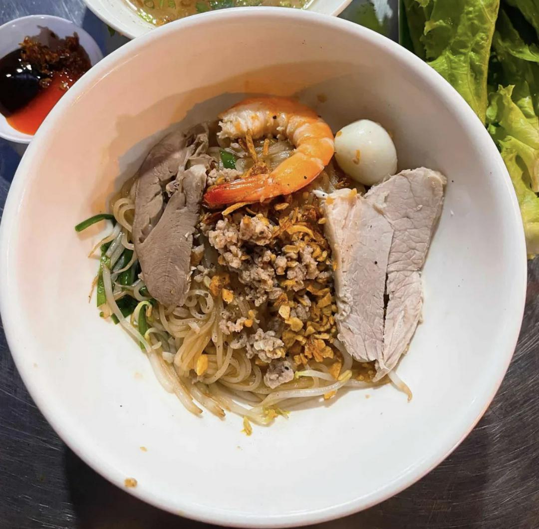 hu-tieu-sa-ec-thap-cam-kho