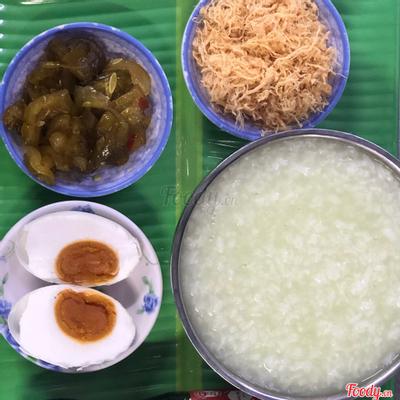 chao-trang-trung-muoi-dua-cha-bong