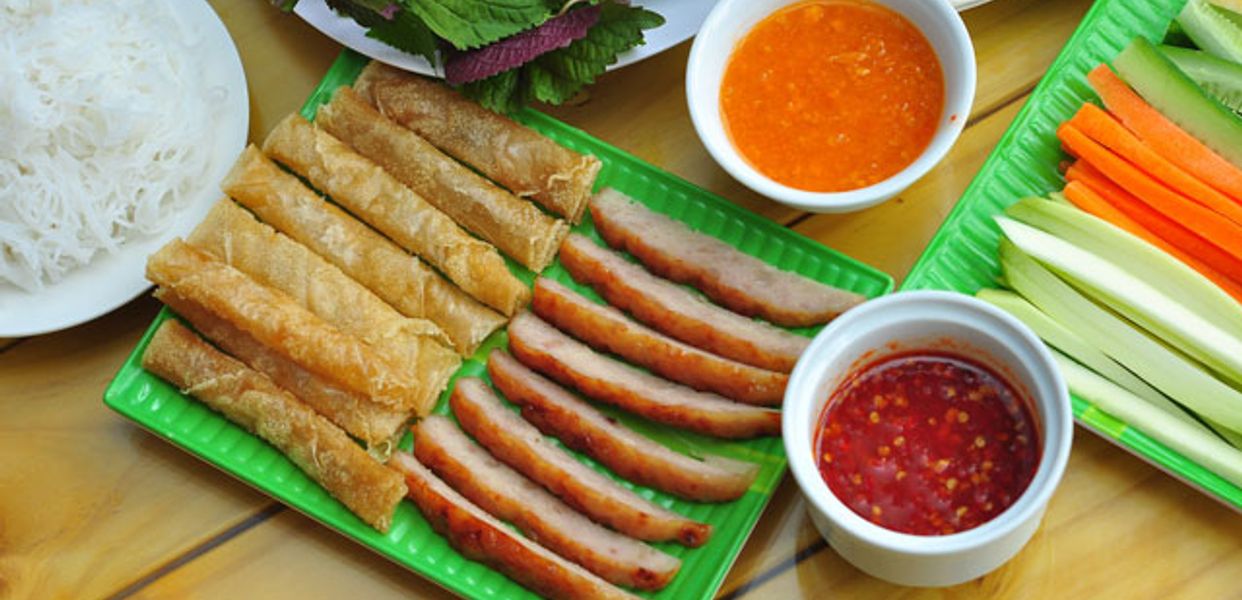 nem-nuong-xuan-dan-giang-van-minh