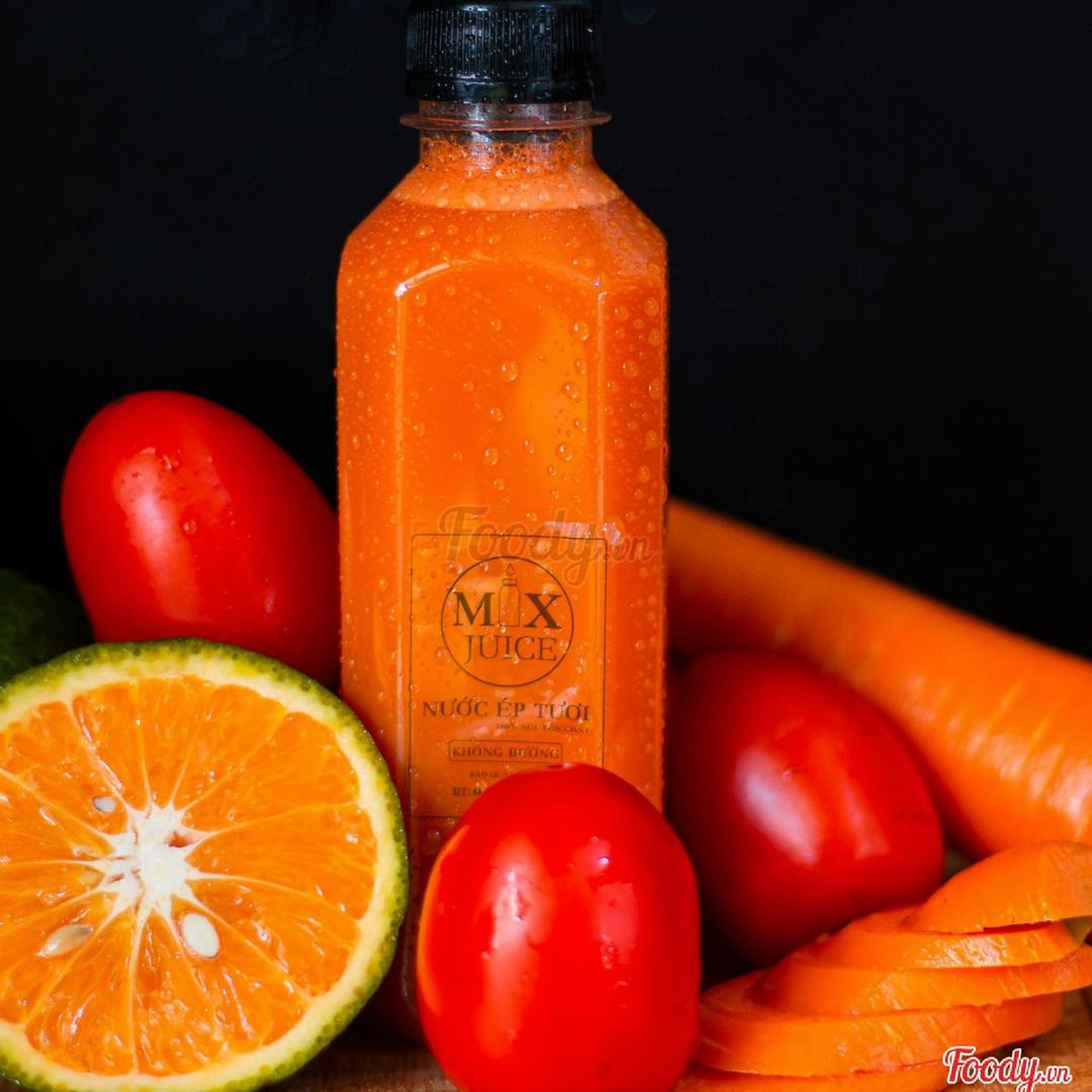 nuoc-ep-cam-ca-chua-ca-rot