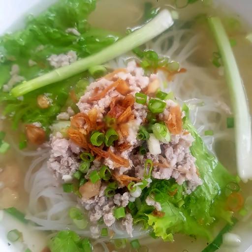 hu-tieu-mem-thit-bam