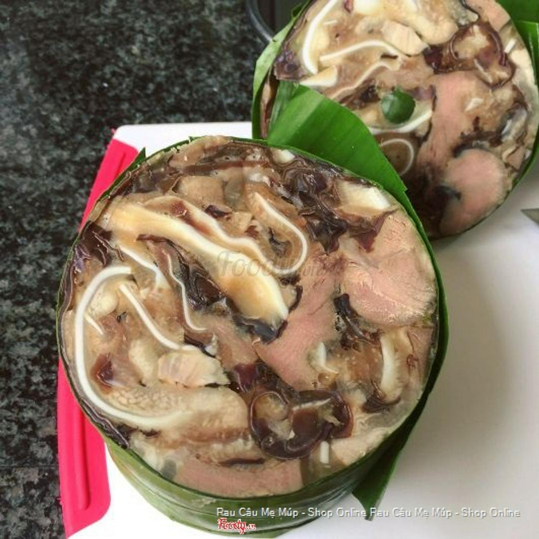 gio-thu-tai-heo-nguyen-cay