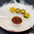 banh-trang-cham-sot-tac