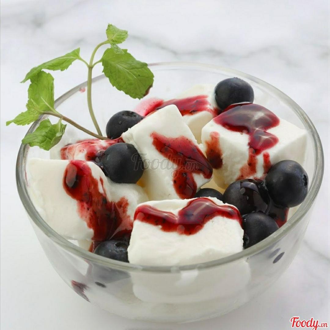 sua-chua-deo-viet-quat