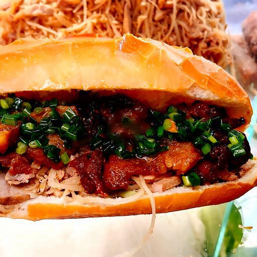 banh-mi-bi-nem-nuong