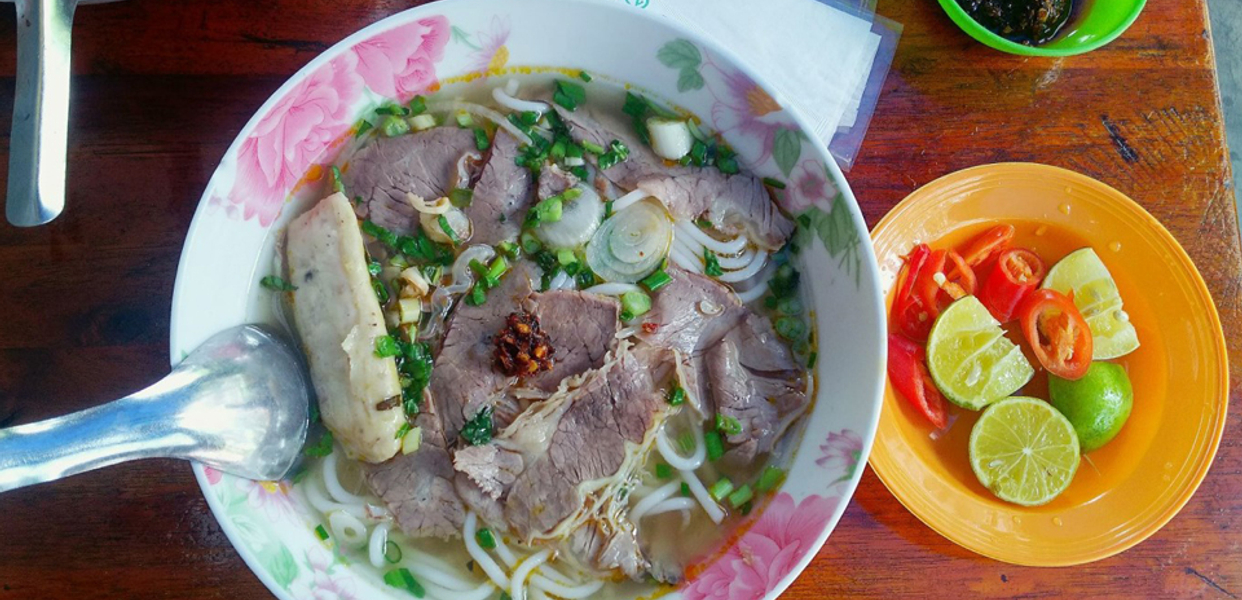 mi-quang-bun-bo-quang-tien-ni-su-huynh-lien