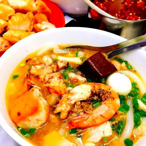banh-canh-cua