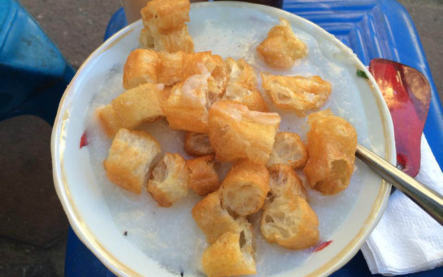 Minh-Châu---Cháo-Sườn-&-Bánh-Giò---Thanh-Xuân-Bắc