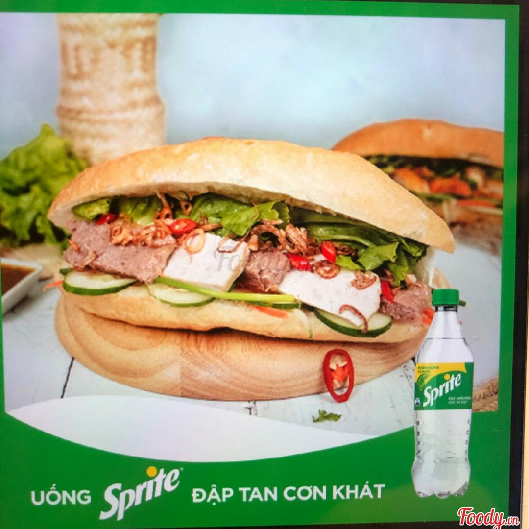 banh-mi-ac-biet-pepsi-390