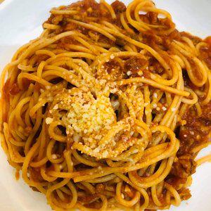 my-y-bo-bam-sot-ca-chua-traditional-bolognese