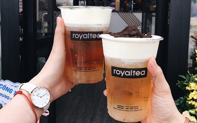royaltea-tra-sua-hong-kong-linh-am