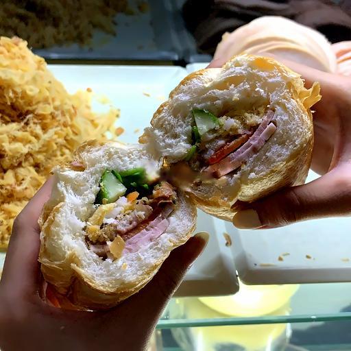 banh-mi-muoi-ac-biet