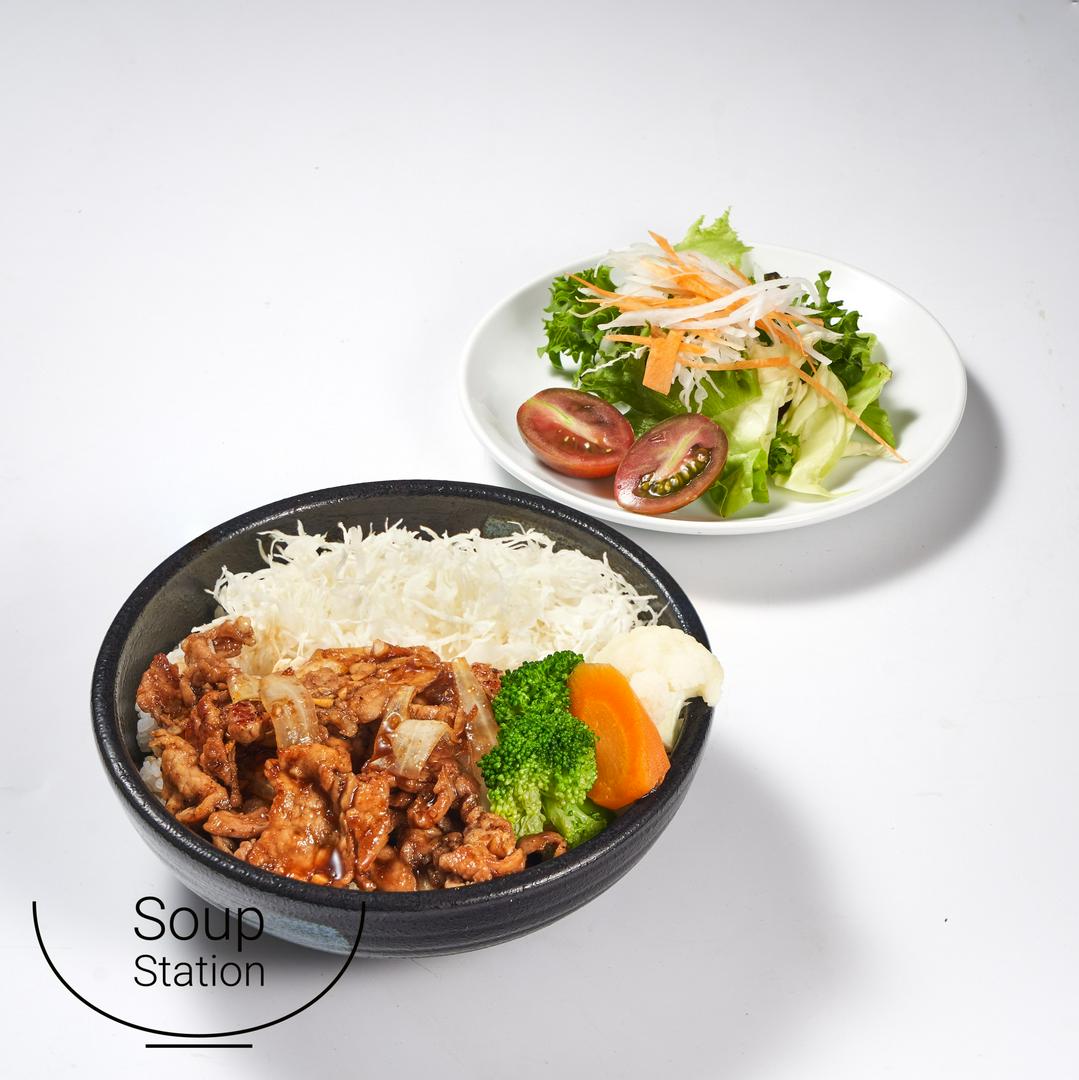 com-thit-heo-xao-gung-kieu-nhat