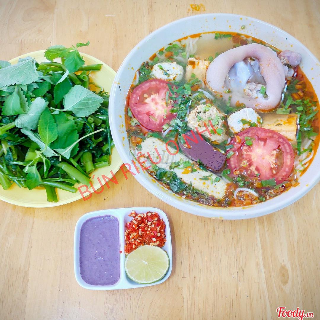 canh-bun-cua-gio-hoac-xuong