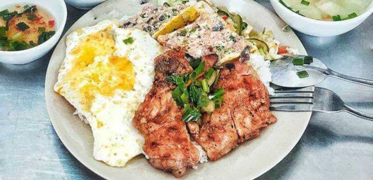 phuong-bun-cha-bun-au-mam-tom-nhat-chi-mai