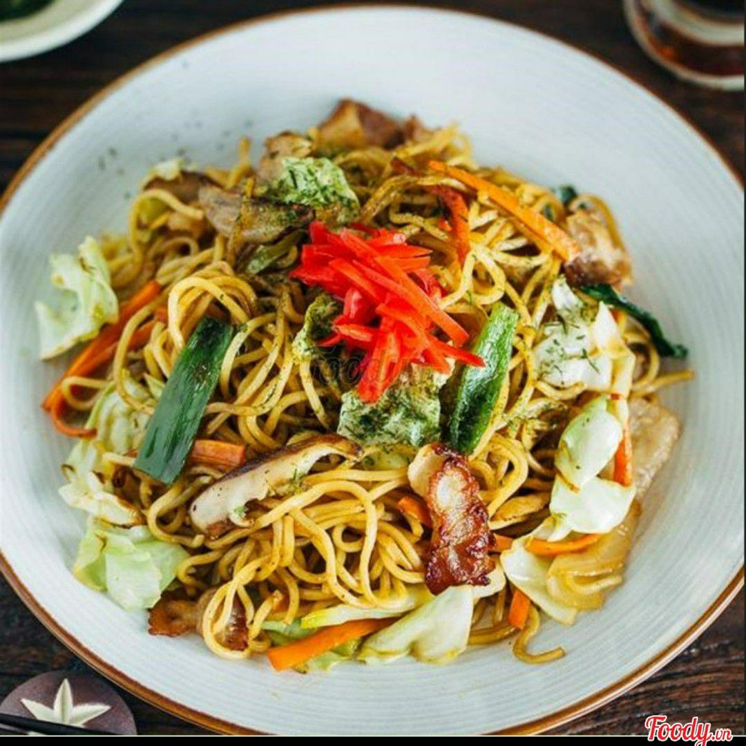 mi-soba-xao-hai-san