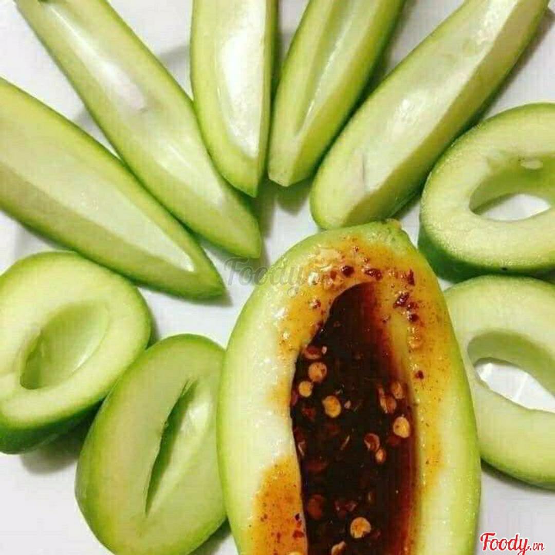 xoai-bao-tu-xoai-non-cham-sot-thai-chua-cay