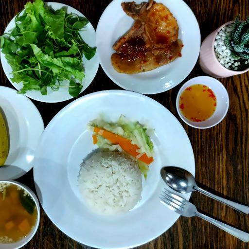 com-suon-cot-lech-ram-sot-mam-toi