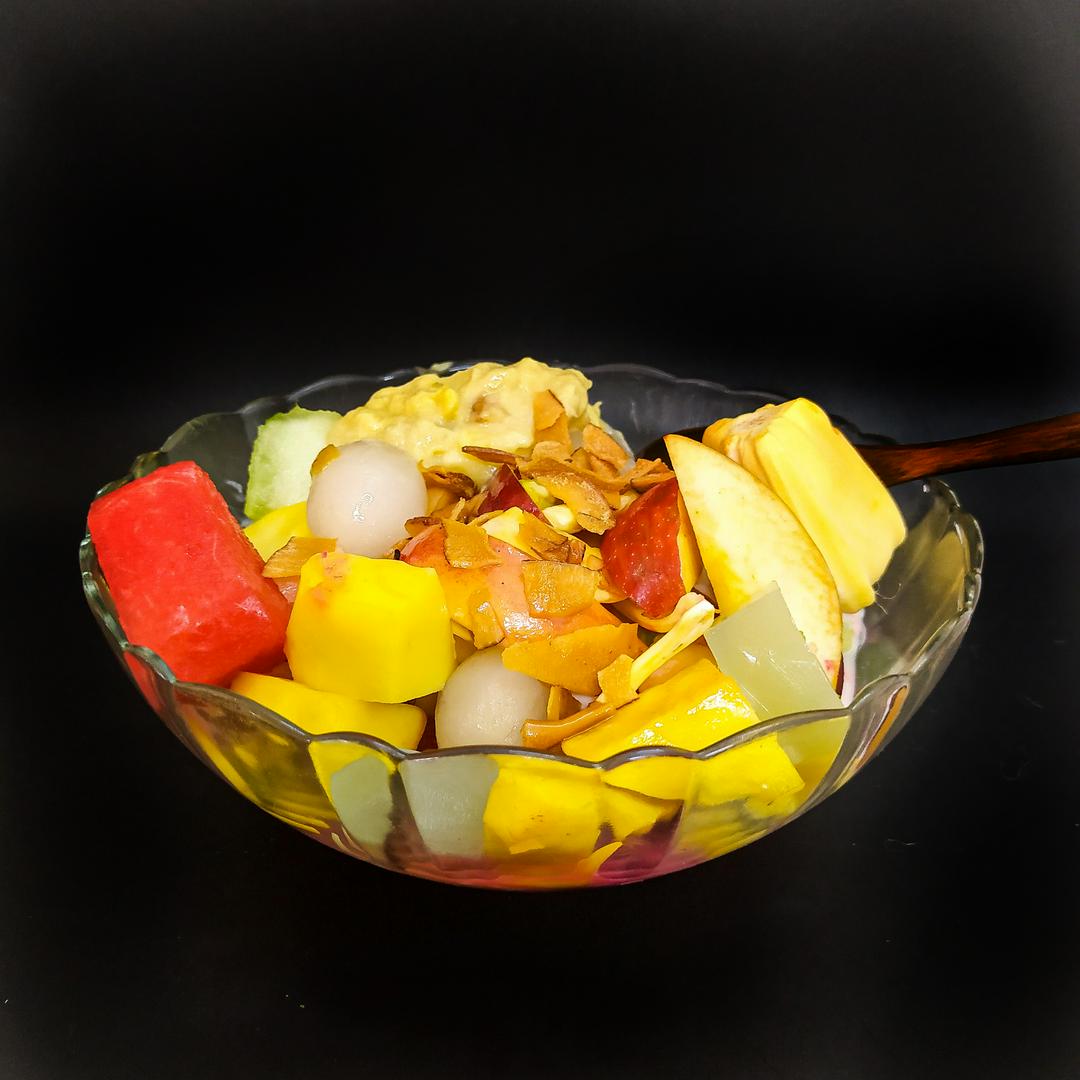 trai-cay-to-lon-12-mon-sau-rieng