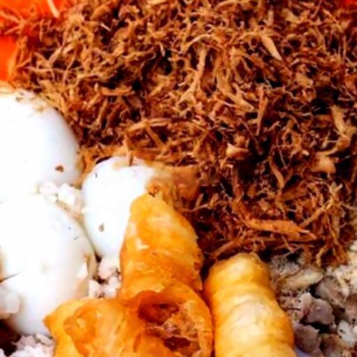 chao-nam-a-bao-gom-trung-quay-i-kem