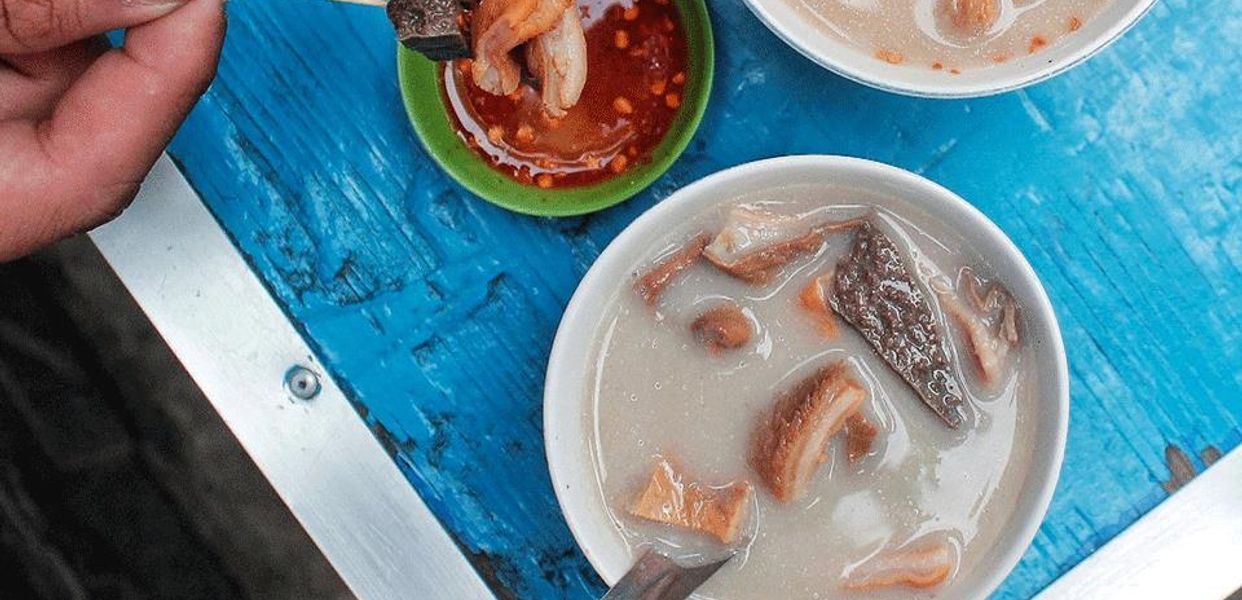 pha-lau-cot-dua-pham-van-hai