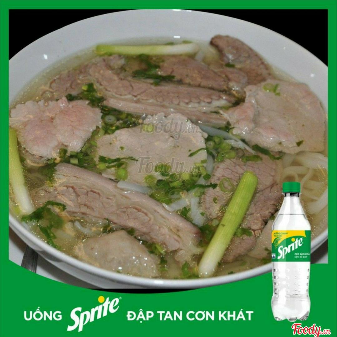 pho-nam-gan-sprite-chai-390-ml