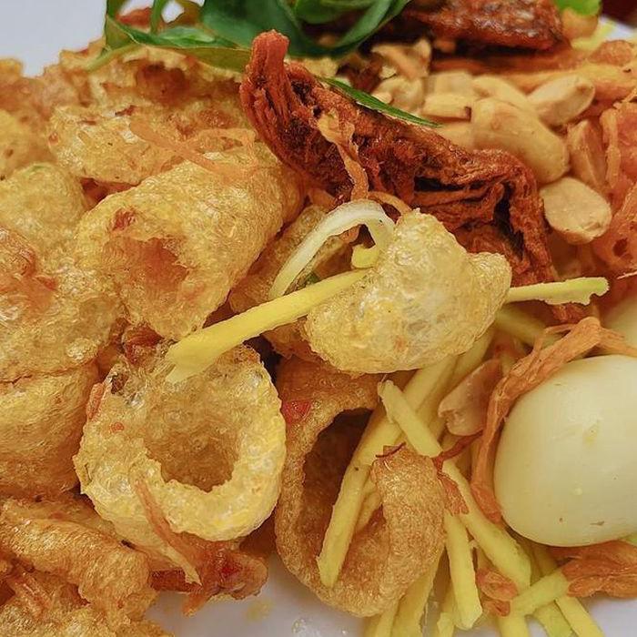 banh-trang-tron-da-heo