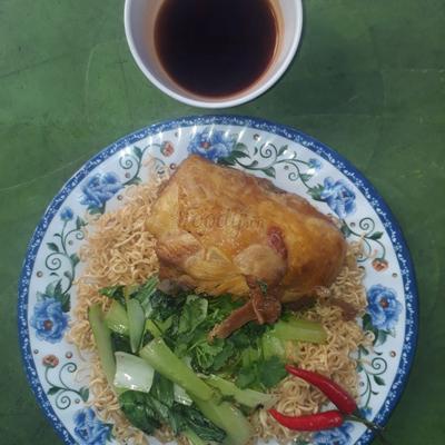 mi-goi-xao-uc-ga-xoi-mo