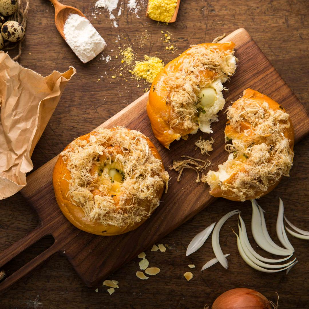 banh-mi-cha-bong-cuon-hanh-110g