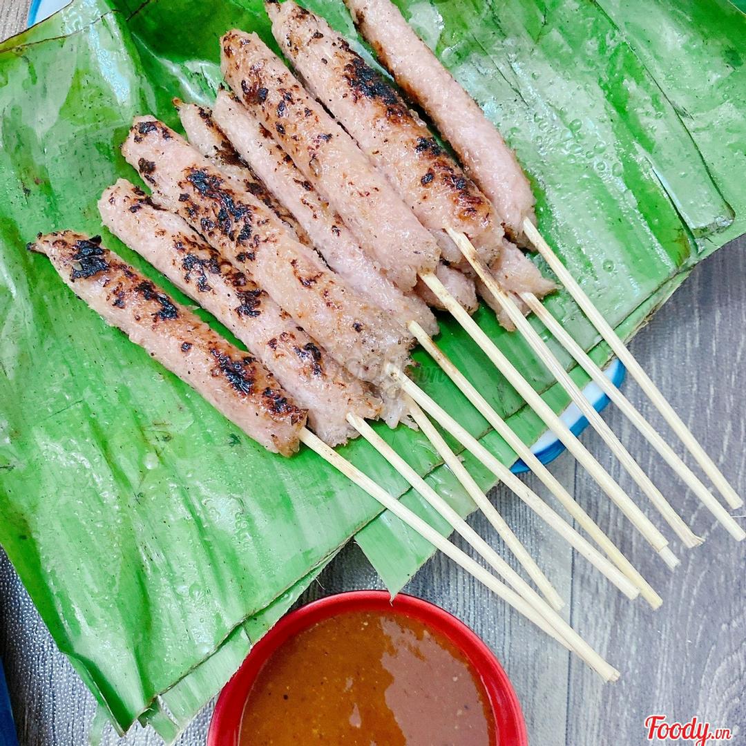 nem-chua-nuong-than-hoa-10-chiec