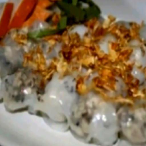 banh-cuon-cha-que-stuffed-pancake-roasted-cinnamon-pork