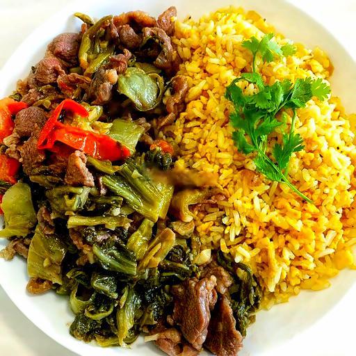 com-chien-bo-xao-cai-chua