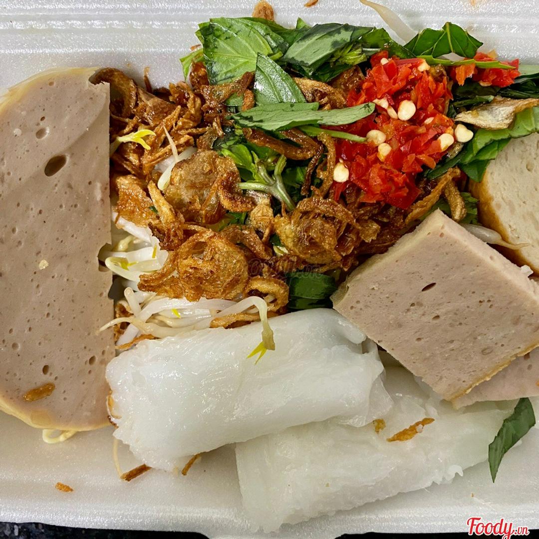 banh-uot-cha-lua-nem-chua