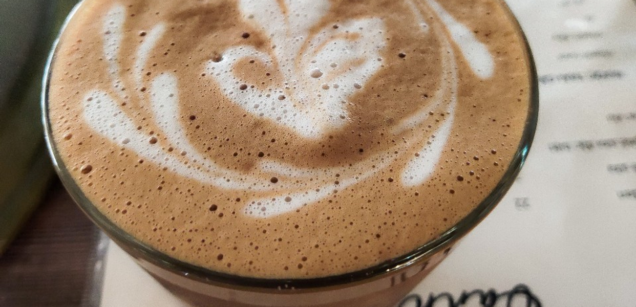 ca-phe-oanh-cafe-tang-bat-ho